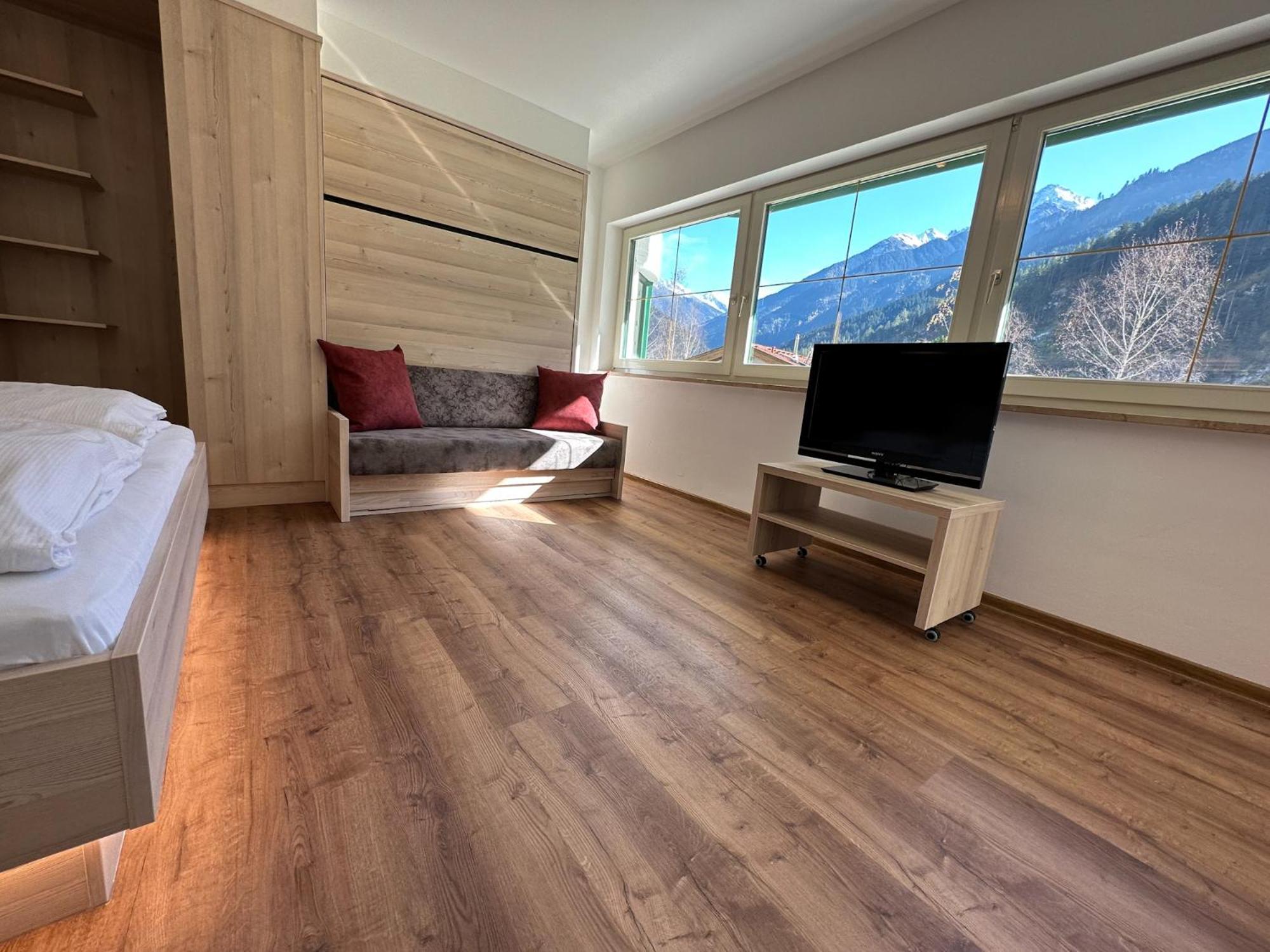 Appartementhaus Zillertal By Piaunddirk Finkenberg Eksteriør billede